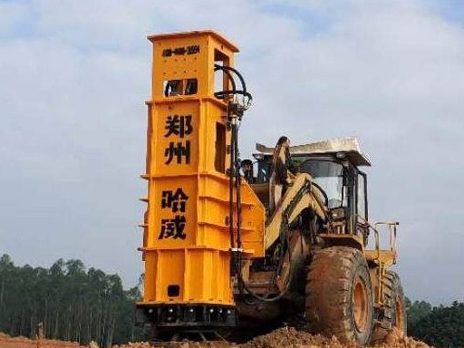 振動壓實路(lù)基的(de)缺陷采用(yòng)液壓夯實補強